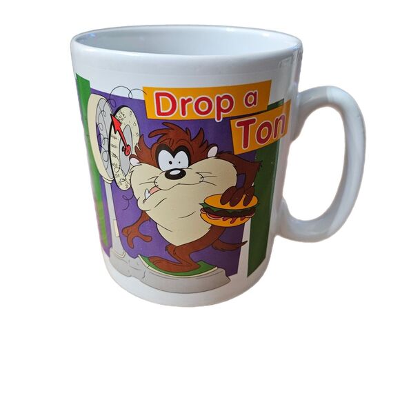 Warner Bros Tazmanian Devil Loony Tunes Jumbo 30oz Mug "I Resolve" "Drop a Ton” - Picture 1 of 6